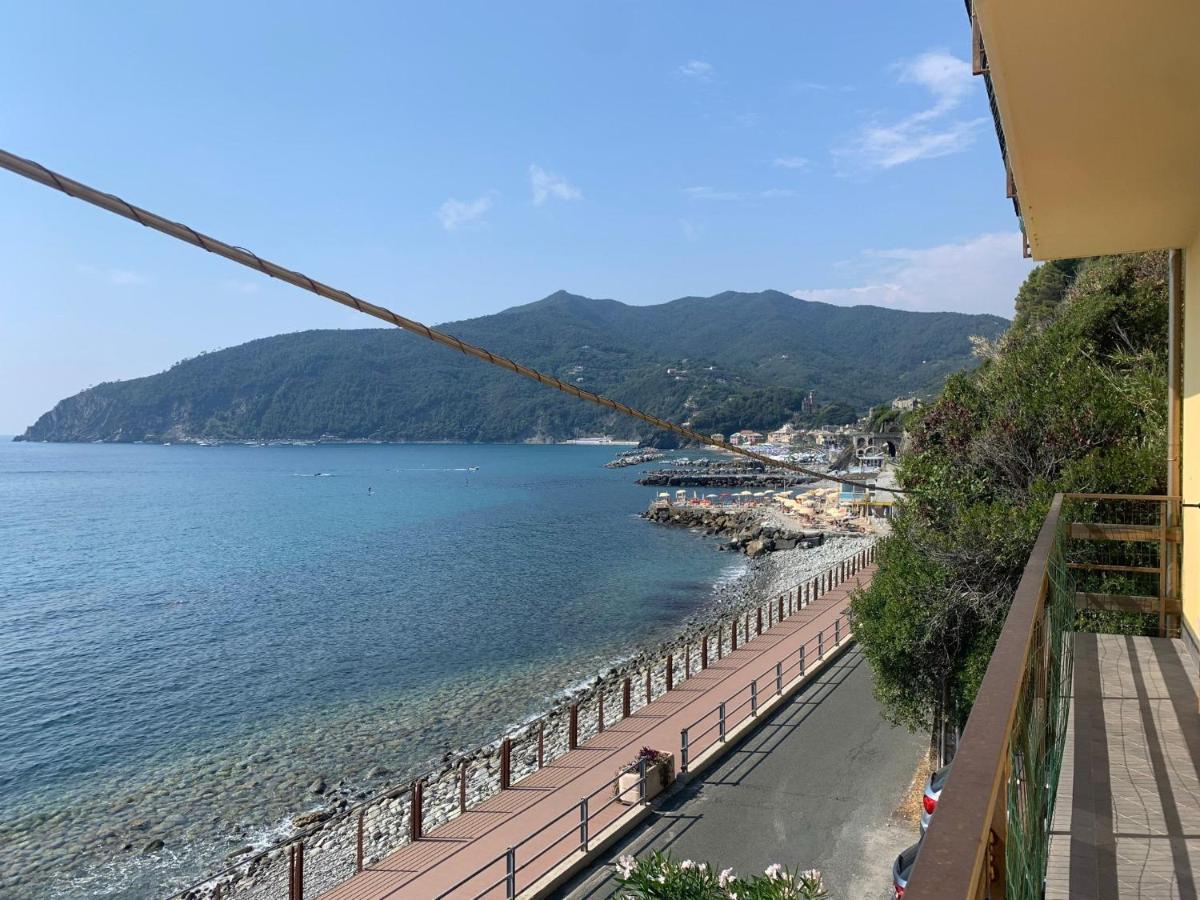 M'Illumino D'Immenso - Moneglia Apartments Buitenkant foto