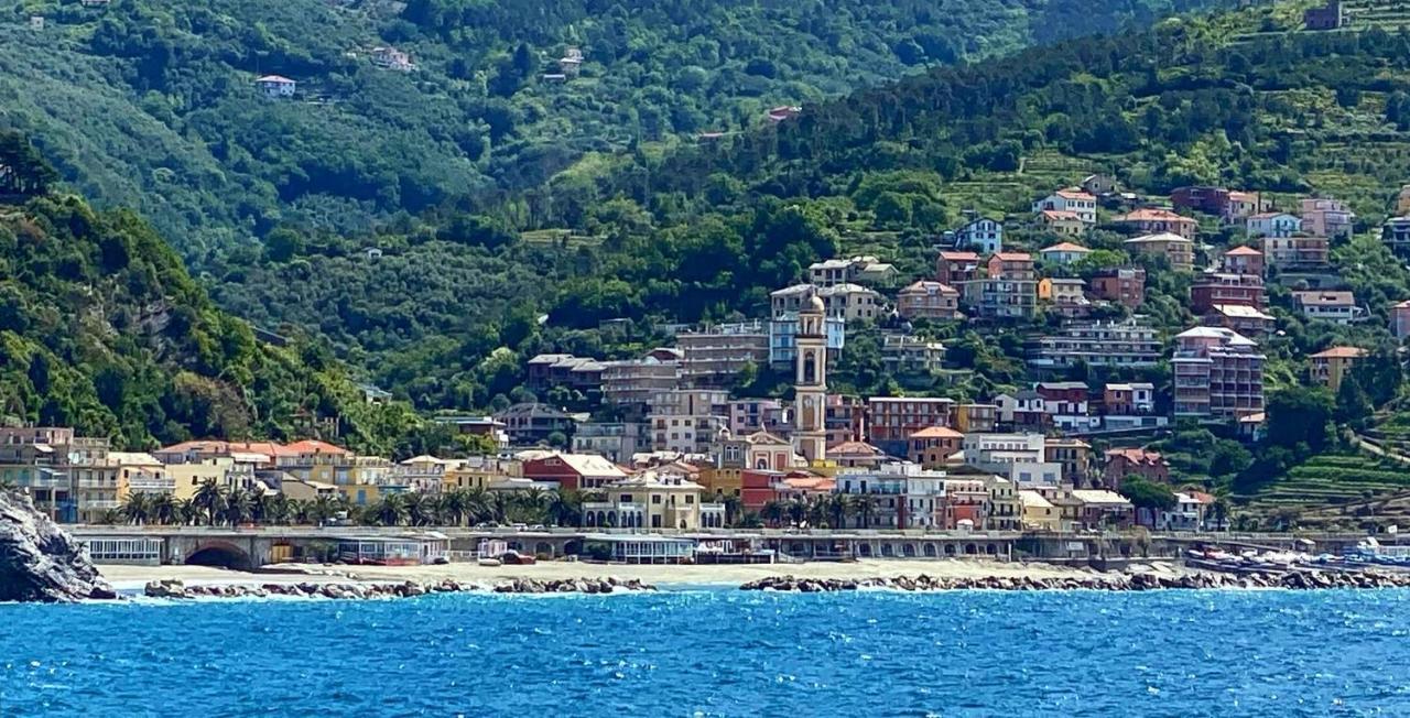 M'Illumino D'Immenso - Moneglia Apartments Buitenkant foto