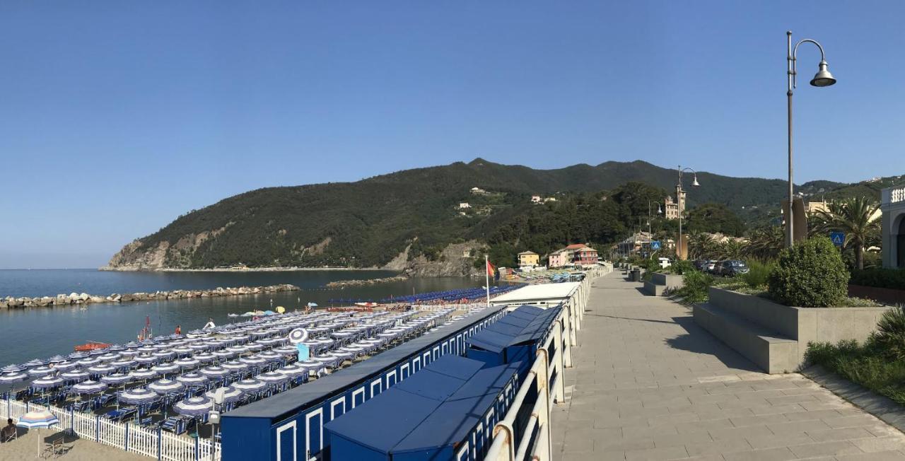 M'Illumino D'Immenso - Moneglia Apartments Buitenkant foto